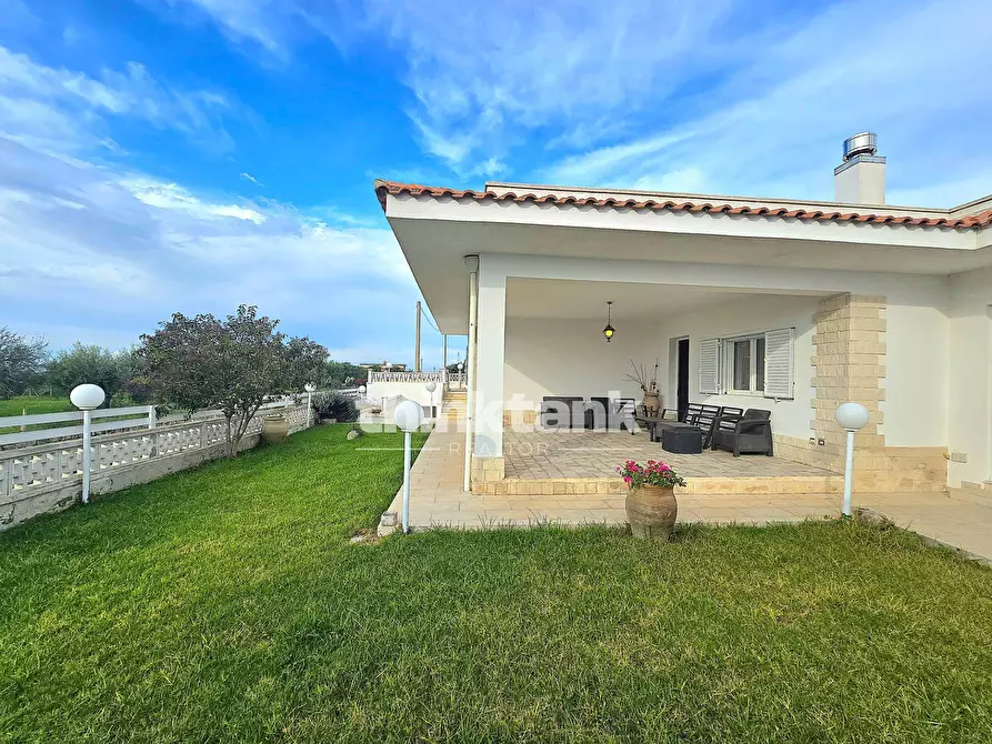 Immagine 9 di Villa in vendita  in Via del Giglio a Ispica