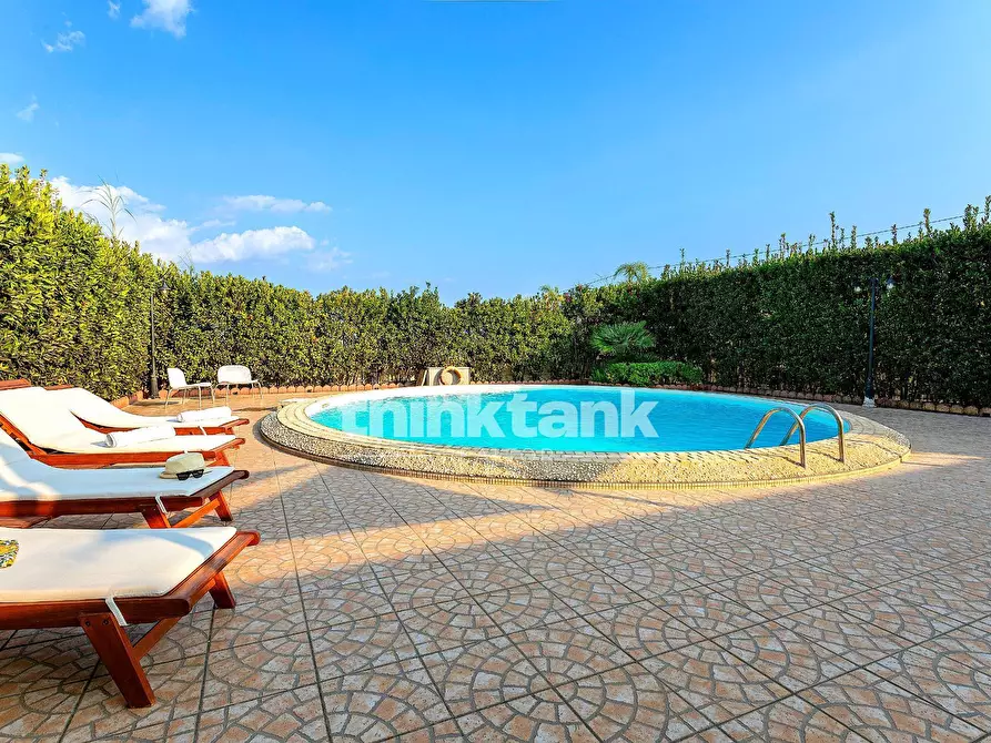 Immagine 31 di Villa in vendita  in Via del Giglio a Ispica