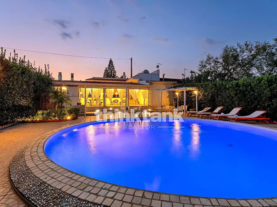 Immagine 39 di Villa in vendita  in Via del Giglio a Ispica