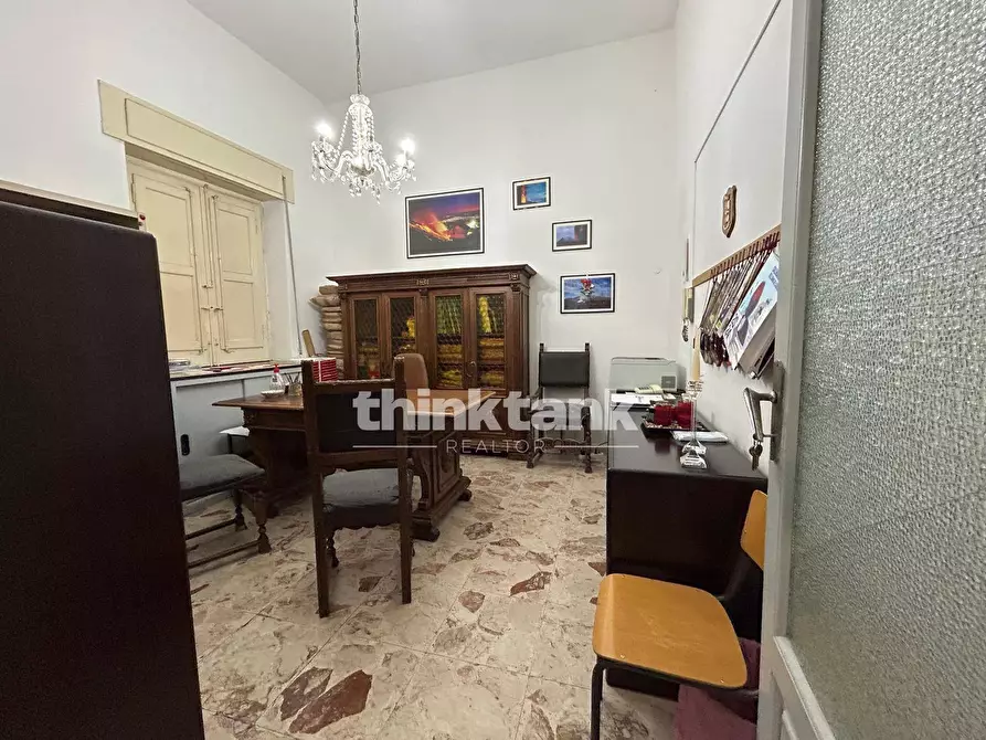 Immagine 4 di Locale commerciale in affitto  in Viale della Regione a Nicolosi