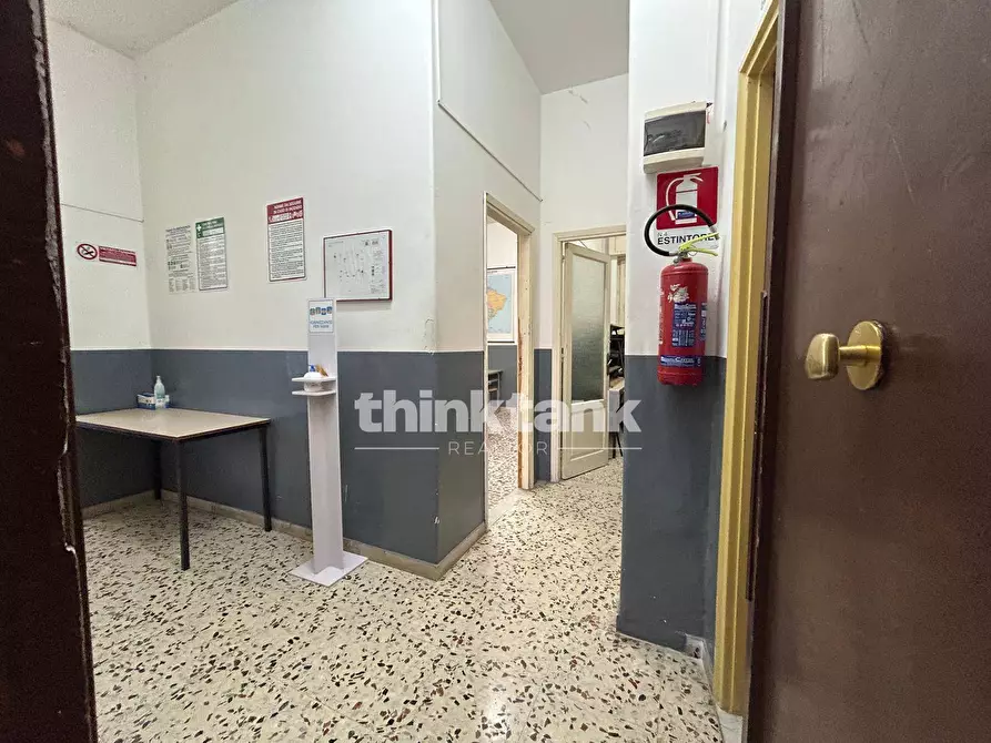 Immagine 20 di Locale commerciale in affitto  in Viale della Regione a Nicolosi