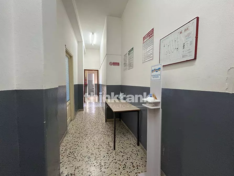 Immagine 22 di Locale commerciale in affitto  in Viale della Regione a Nicolosi