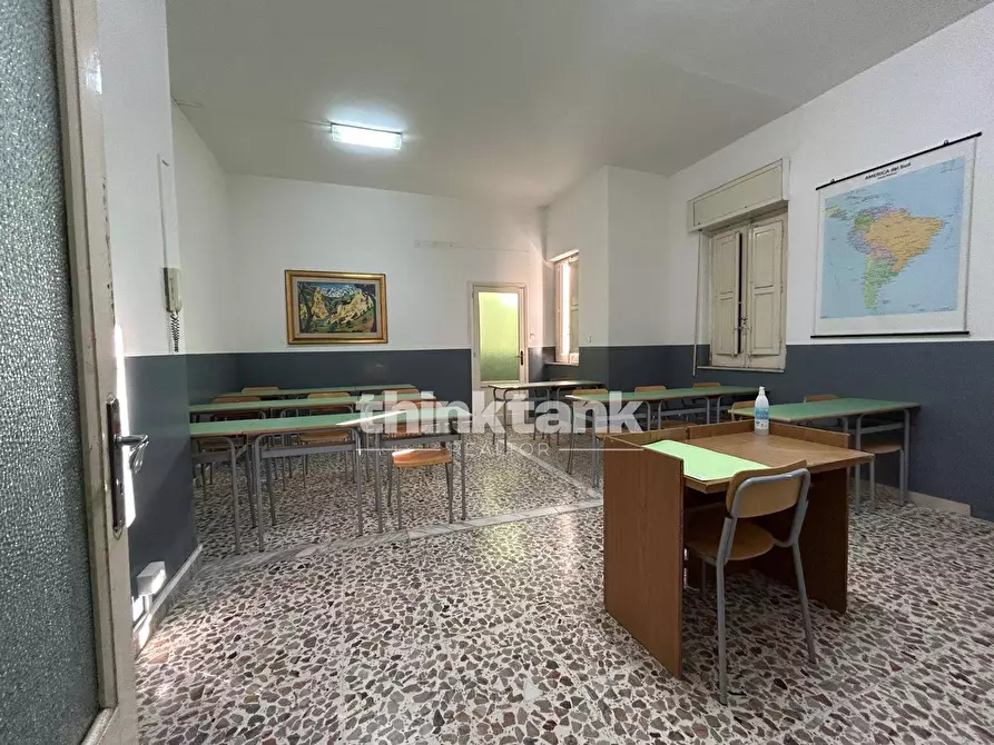 Immagine 23 di Locale commerciale in affitto  in Viale della Regione a Nicolosi