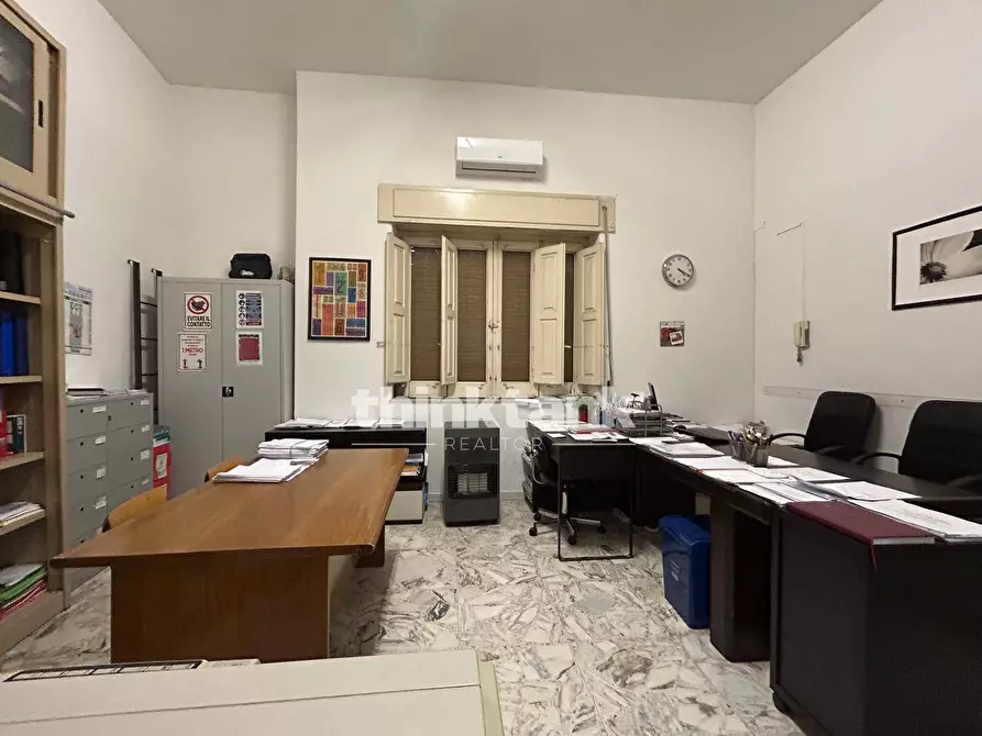 Immagine 28 di Locale commerciale in affitto  in Viale della Regione a Nicolosi