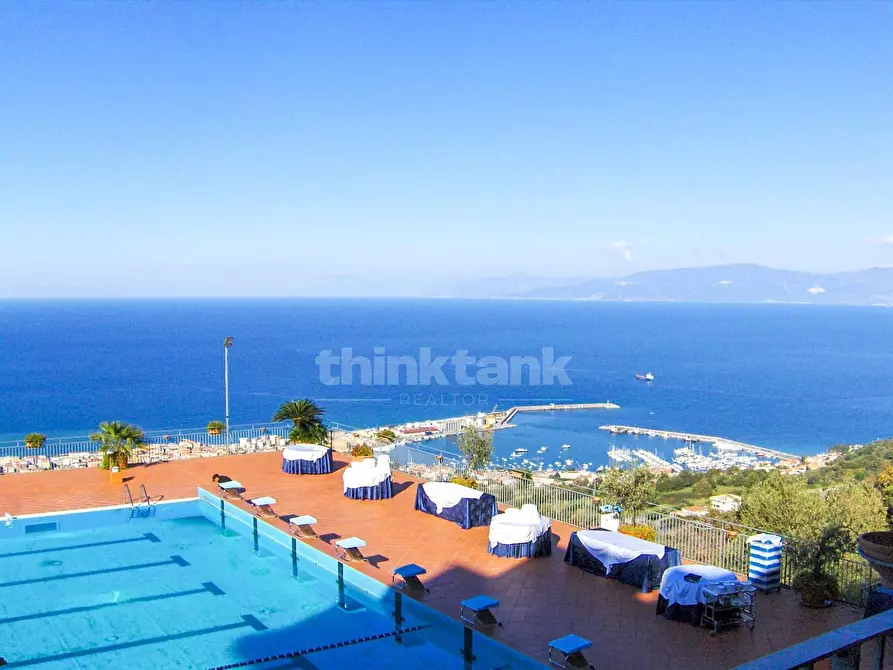 Immagine 8 di Albergo/B&B/Residence in vendita  in Via Libertà snc a Parghelia