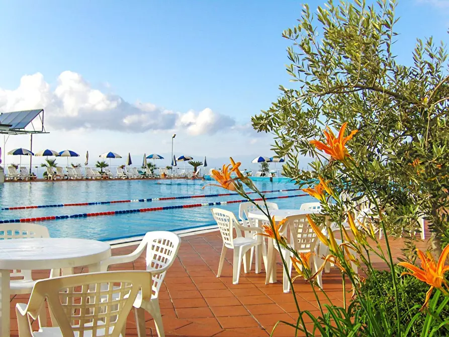 Immagine 35 di Albergo/B&B/Residence in vendita  in Via Libertà snc a Parghelia