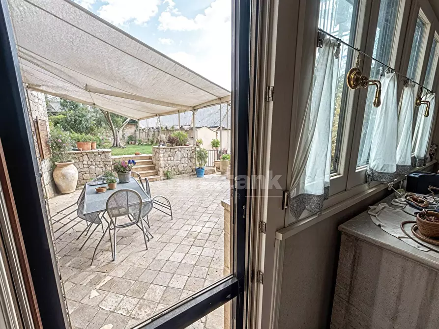 Immagine 18 di Villa in vendita  in Via Pergusa snc a Enna