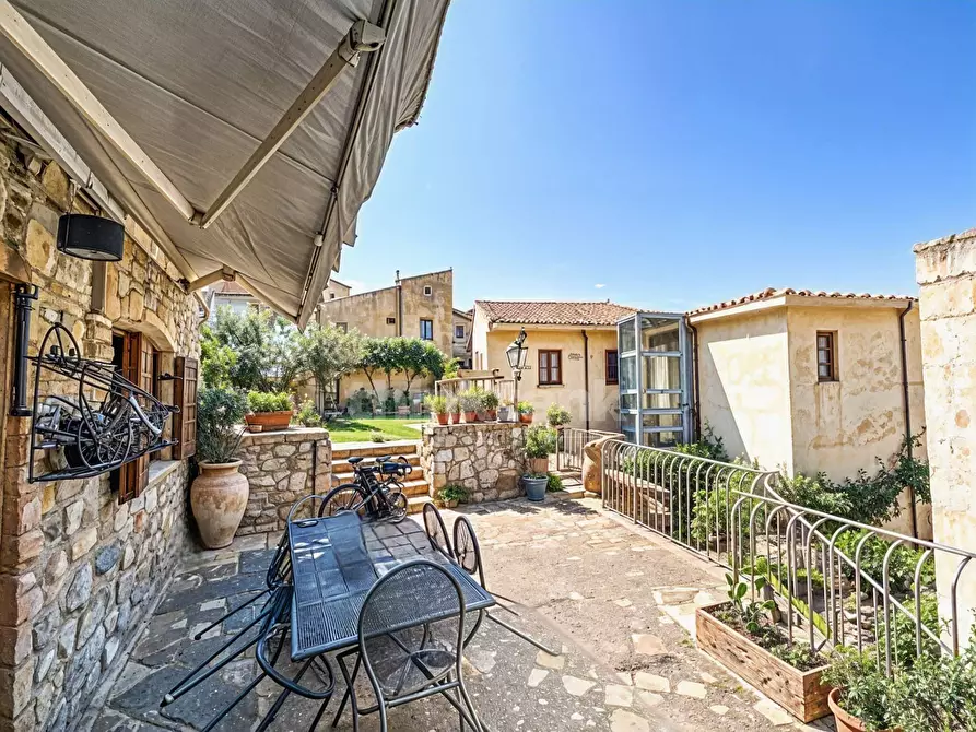 Immagine 5 di Villa in vendita  in Via Pergusa snc a Enna