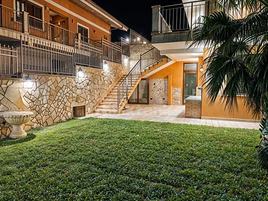 Immagine 30 di Villa in vendita  in Torre Faro snc a Messina