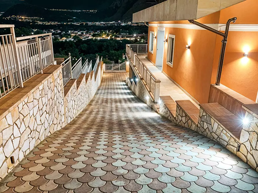 Immagine 35 di Villa in vendita  in Torre Faro snc a Messina