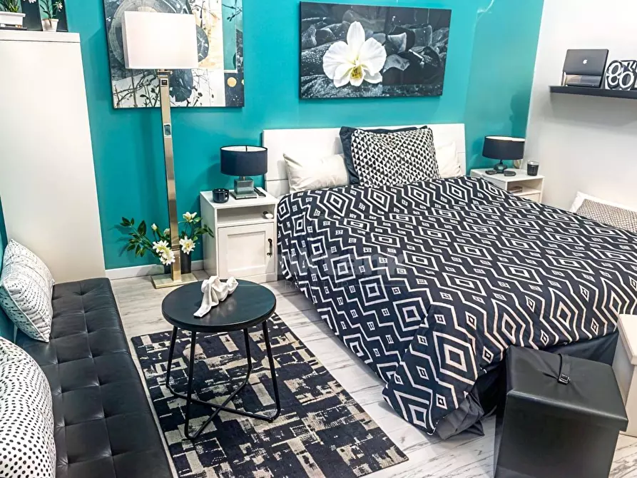 Immagine 5 di Appartamento in vendita  in Via D'amico snc a Catania