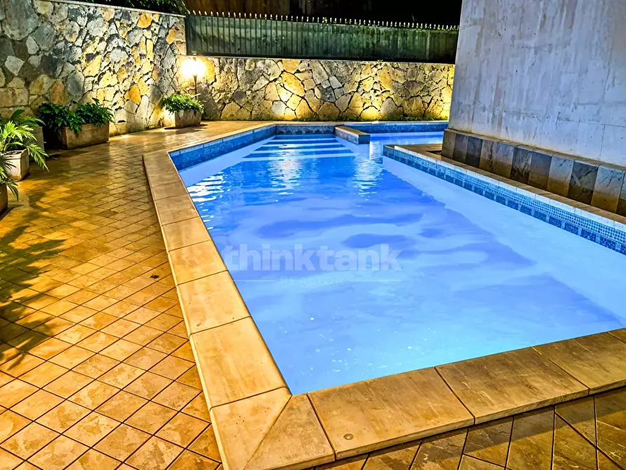 Immagine 2 di Villa in vendita  in canfarella snc a Gravina Di Catania