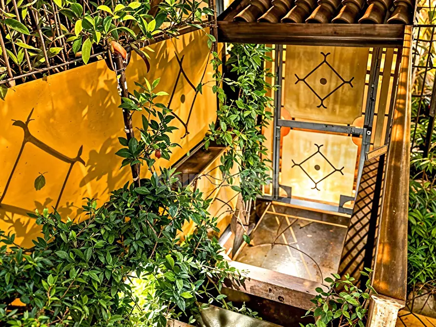 Immagine 37 di Villa in vendita  in canfarella snc a Gravina Di Catania