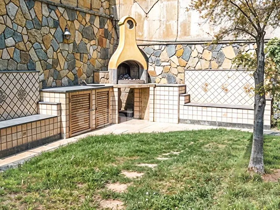 Immagine 25 di Villa in vendita  in canfarella snc a Gravina Di Catania