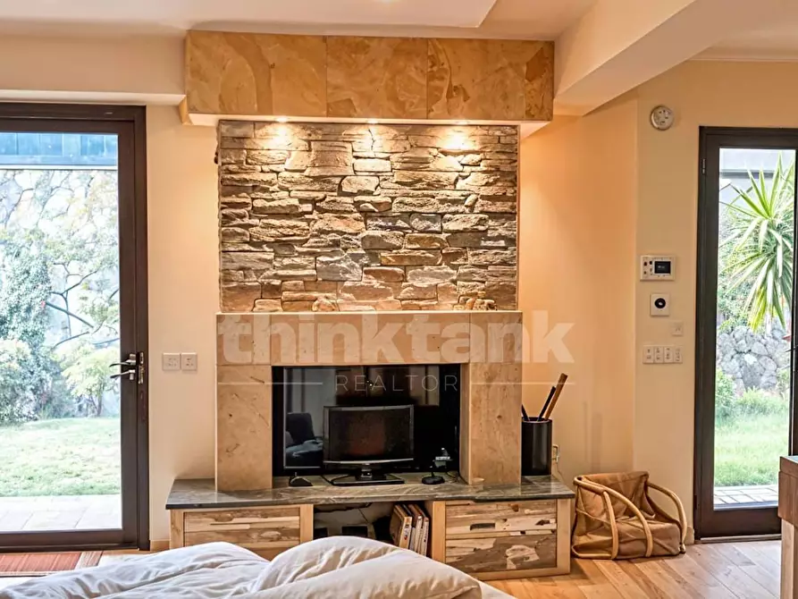 Immagine 10 di Villa in vendita  in canfarella snc a Gravina Di Catania