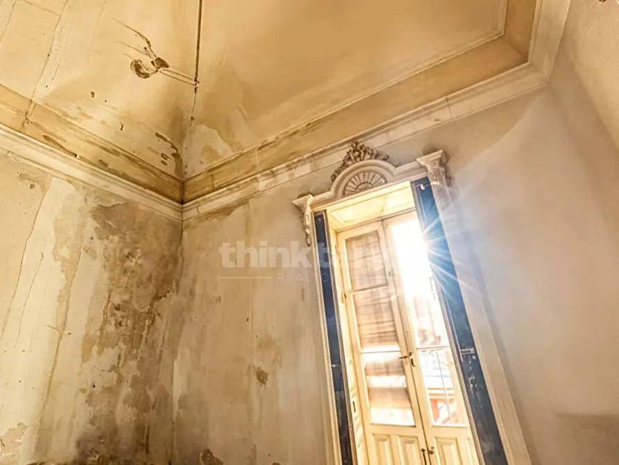 Immagine 11 di Villa in vendita  in Via Etnea 180 a Gravina Di Catania