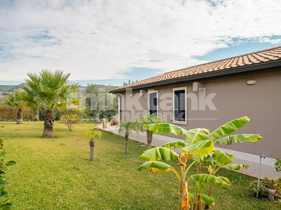 Immagine 47 di Villa in affitto  in Contrada Castelluccio snc a Noto