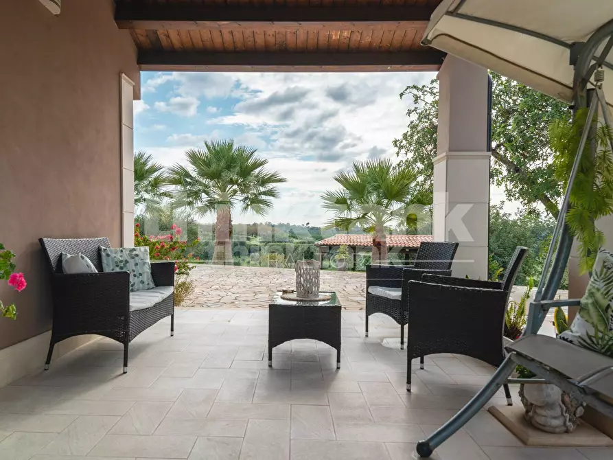 Immagine 21 di Villa in affitto  in Contrada Castelluccio snc a Noto