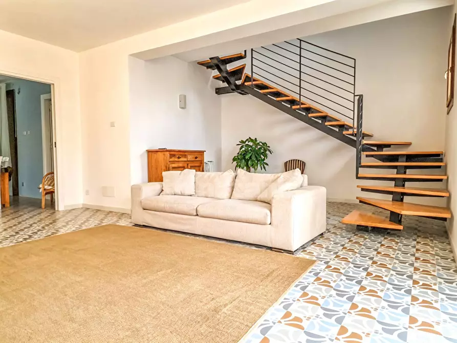 Immagine 6 di Villa in vendita  in Via del pellicano snc a Siracusa