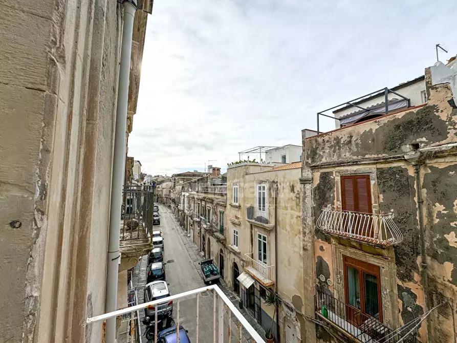Immagine 55 di Appartamento in vendita  in Via Vittorio Veneto snc a Siracusa