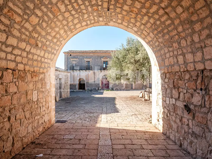 Immagine 4 di Rustico / casale in vendita  in Contrada scalonazzo snc a Ragusa