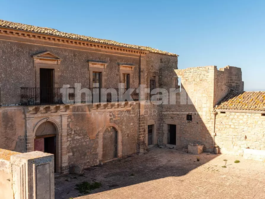 Immagine 22 di Rustico / casale in vendita  in Contrada scalonazzo snc a Ragusa