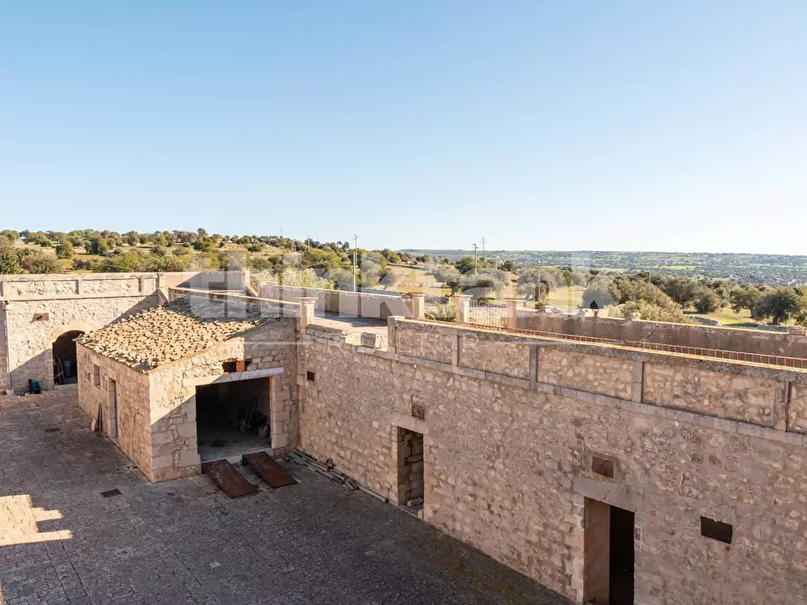 Immagine 38 di Rustico / casale in vendita  in Contrada scalonazzo snc a Ragusa