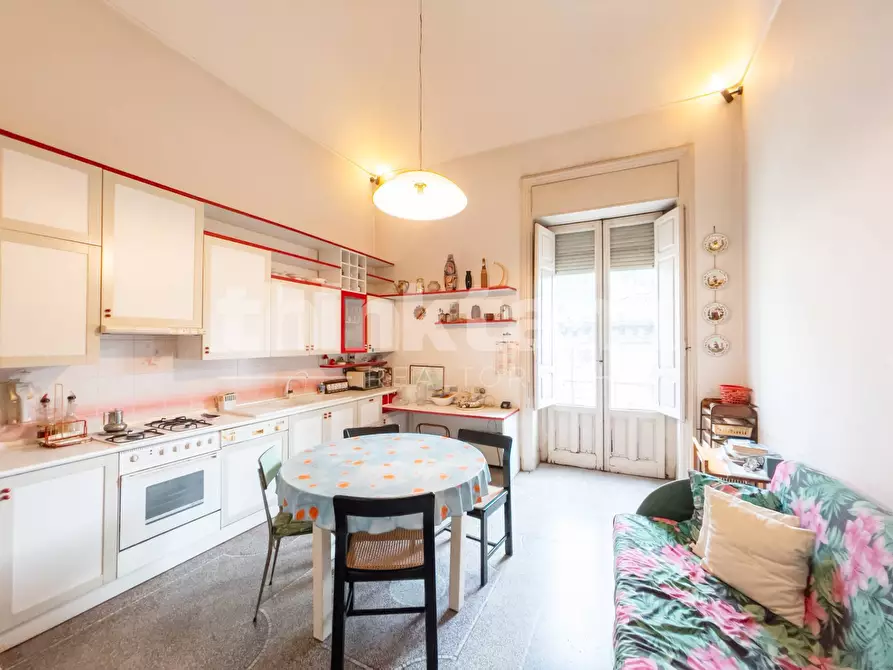 Immagine 25 di Palazzo in vendita  in via vittorio veneto snc a Modica