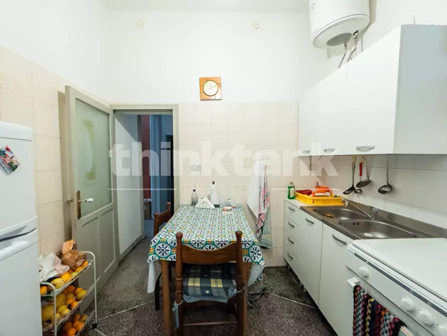 Immagine 30 di Palazzo in vendita  in via vittorio veneto snc a Modica