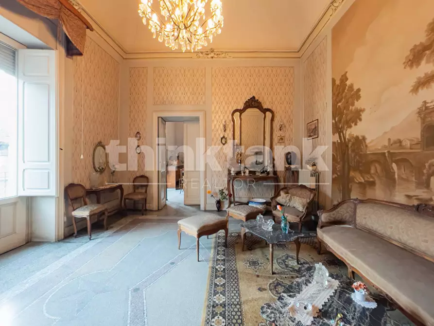 Immagine 11 di Palazzo in vendita  in via vittorio veneto snc a Modica