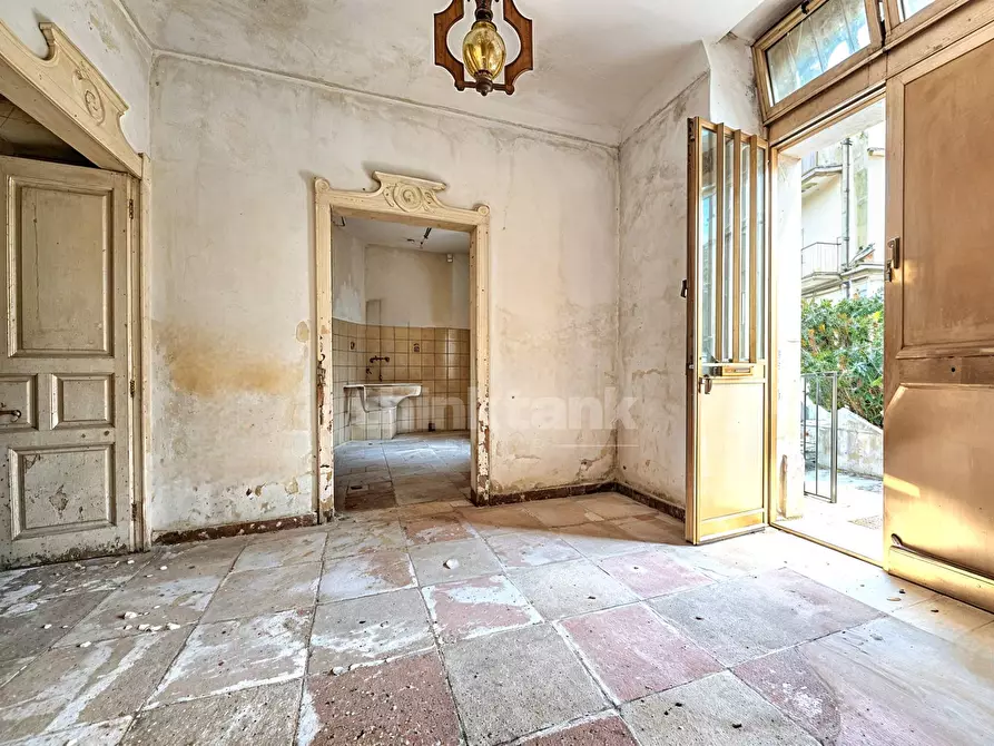 Immagine 13 di Villa in vendita  in Via Fontana a Modica