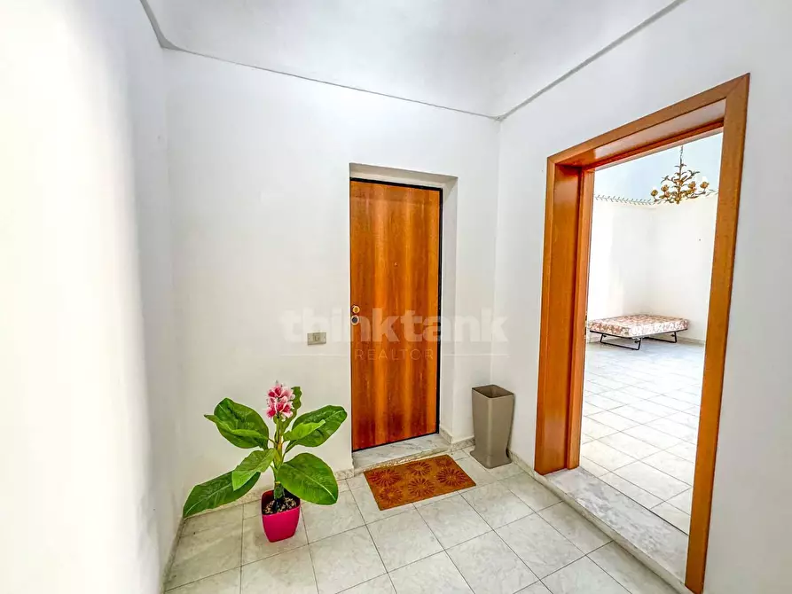 Immagine 3 di Appartamento in vendita  in via aurispa a Noto