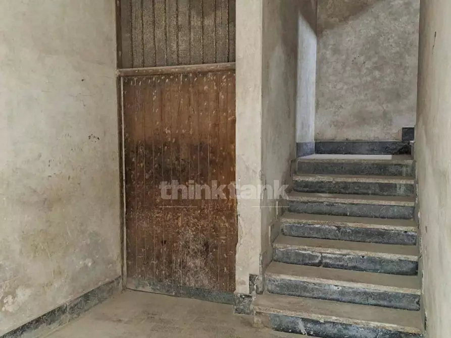 Immagine 13 di Palazzo in vendita  in via siena a Avola