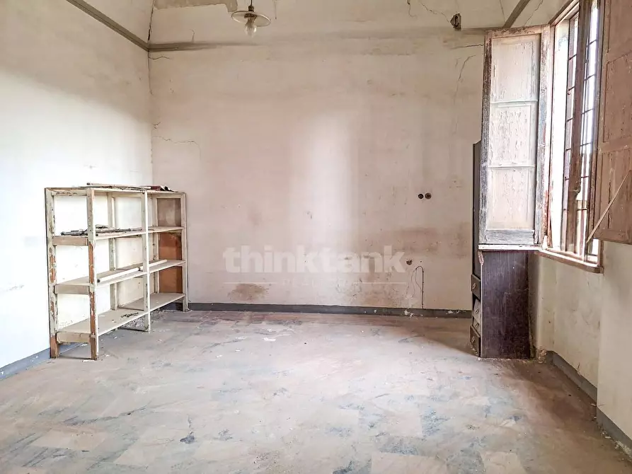 Immagine 17 di Palazzo in vendita  in via siena a Avola