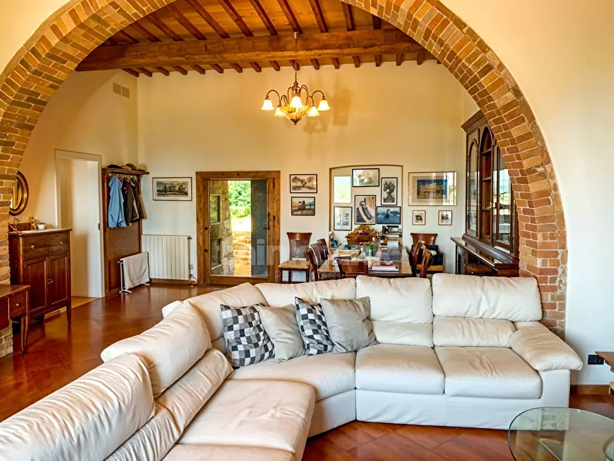 Immagine 10 di Rustico / casale in vendita  in Chiusdino snc a Siena