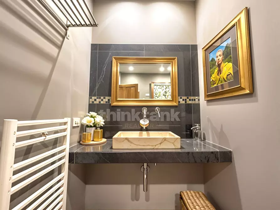 Immagine 17 di Villa in vendita  in Via Ballofuga snc a Milo