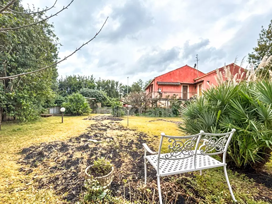 Immagine 3 di Villa in vendita  in Via Ballofuga snc a Milo