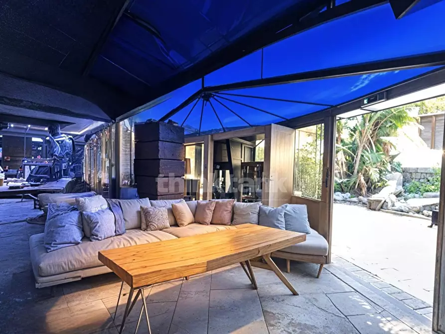 Immagine 5 di Attività commerciale in affitto  in Via Grotte Bianche snc a Catania