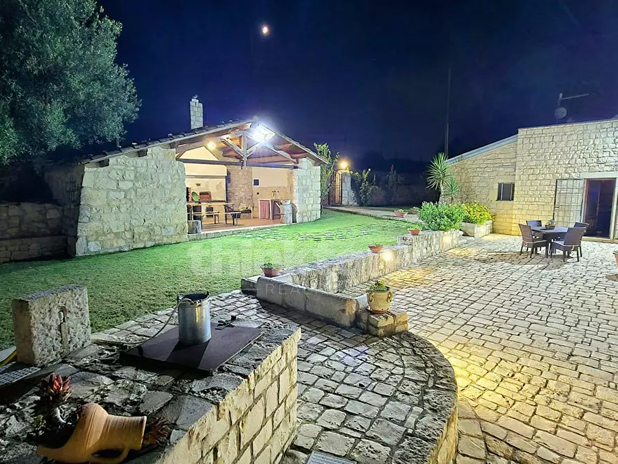 Immagine 33 di Villa in vendita  in strada provinciale 28 a Modica