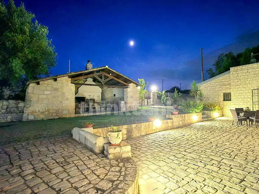 Immagine 34 di Villa in vendita  in strada provinciale 28 a Modica