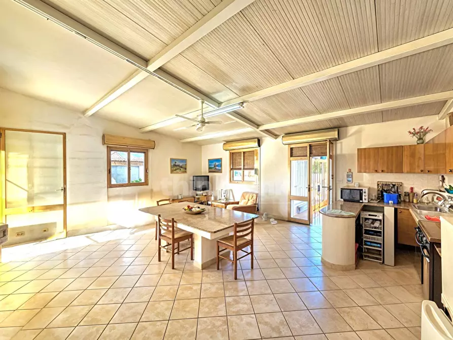 Immagine 11 di Villa in vendita  in Via dello Zaffiro snc a Ispica