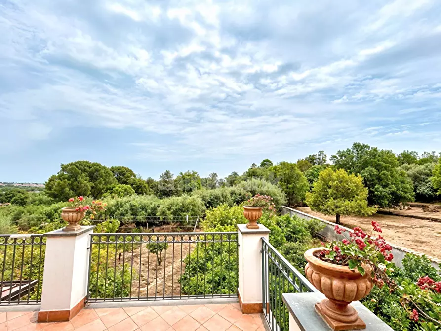 Immagine 18 di Villa in vendita  in via vecchiuzzi snc a Aci Bonaccorsi