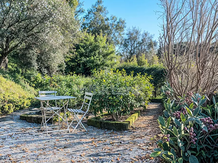 Immagine 22 di Villa in vendita  in Via Del Giardino snc a Massarosa