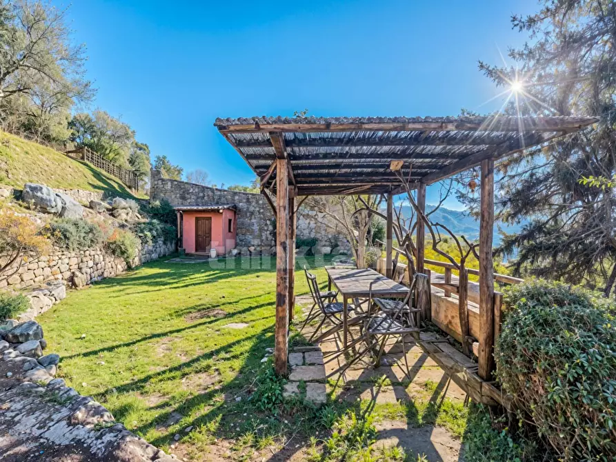 Immagine 24 di Villa in vendita  in Via Del Giardino snc a Massarosa