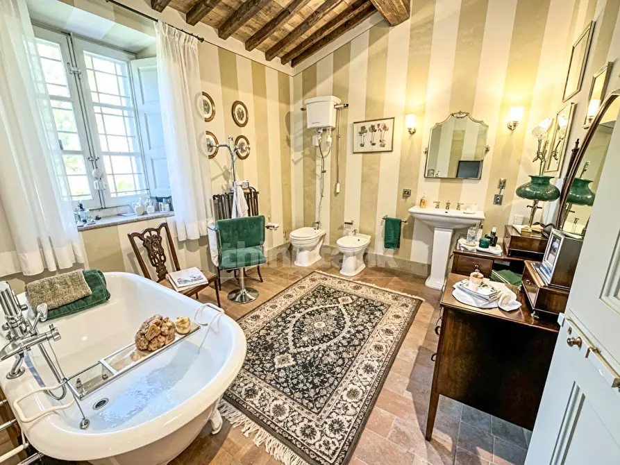 Immagine 19 di Villa in vendita  in Via Del Giardino snc a Massarosa