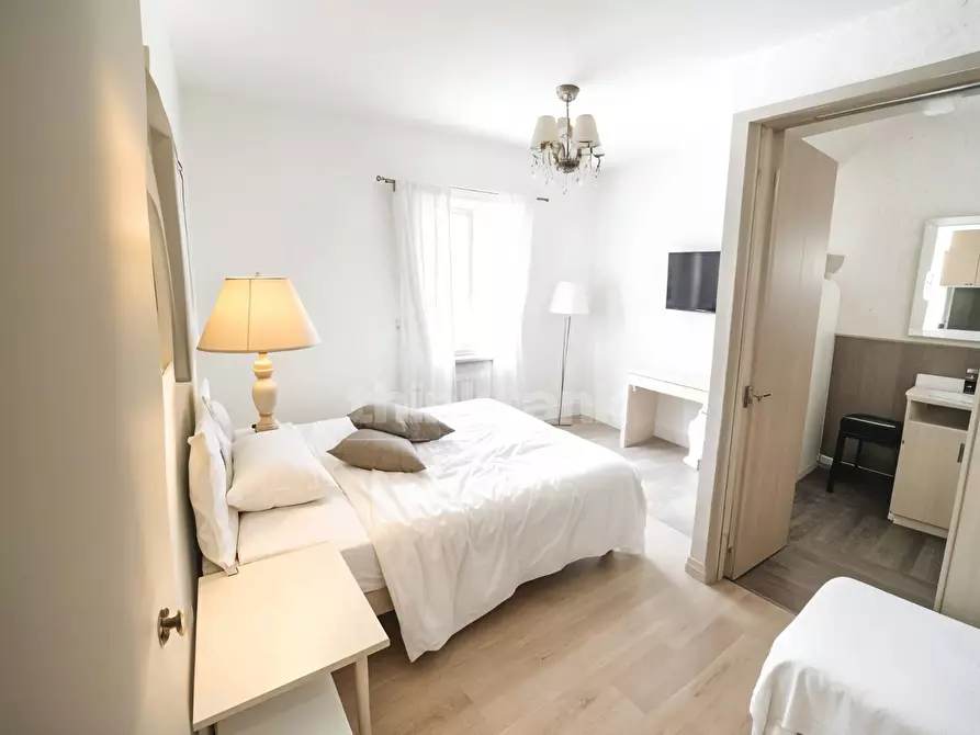 Immagine 4 di Appartamento in vendita  in Centro snc a Catania