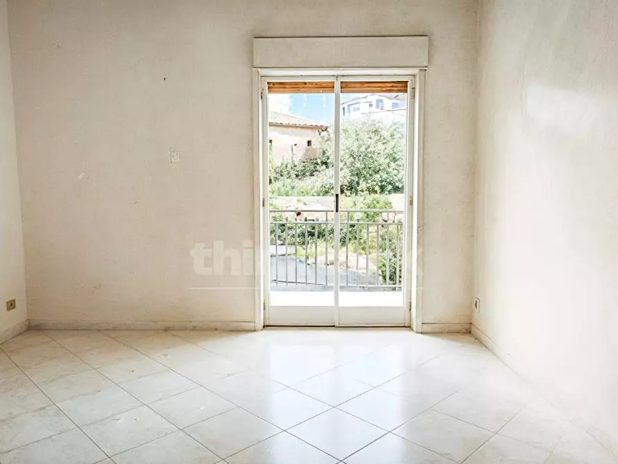 Immagine 8 di Appartamento in vendita  in Via Sicilia snc a Aci Catena