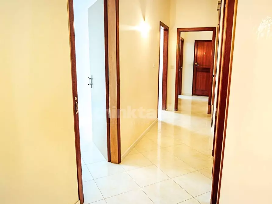 Immagine 3 di Appartamento in vendita  in Via Sicilia snc a Aci Catena