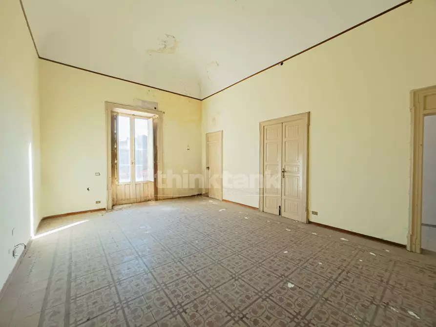 Immagine 18 di Villa in vendita  in Via roma a Avola