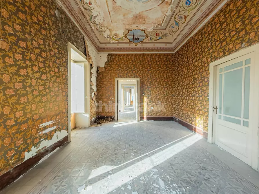 Immagine 8 di Villa in vendita  in Via roma a Avola